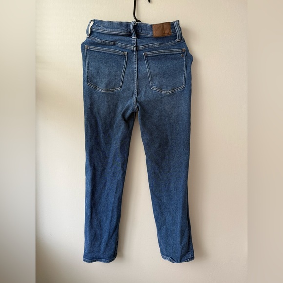 The Perfect Vintage Jean in Melgrove Wash - Picture 3 of 7